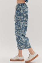 Load image into Gallery viewer, Floral Groove Barrel