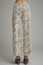 Load image into Gallery viewer, Wild Zebra Pants