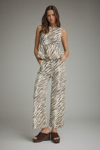 Load image into Gallery viewer, Wild Zebra Pants