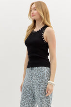 Load image into Gallery viewer, Bold Stud Rib