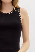 Load image into Gallery viewer, Bold Stud Rib