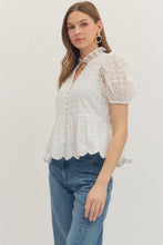 Load image into Gallery viewer, Blanc Eyelet Top