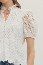 Load image into Gallery viewer, Blanc Eyelet Top