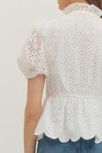 Load image into Gallery viewer, Blanc Eyelet Top