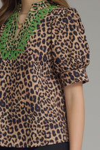 Load image into Gallery viewer, Leopard Grove Top