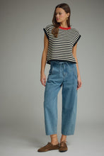 Load image into Gallery viewer, Black Cherry Truffle Top