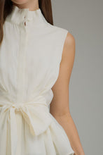 Load image into Gallery viewer, Cream Cinch Top