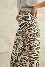 Load image into Gallery viewer, Zebra Latte Pants