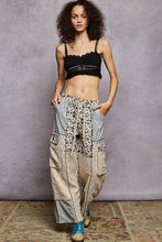 Load image into Gallery viewer, Boho Patch Cargo
