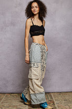 Load image into Gallery viewer, Boho Patch Cargo
