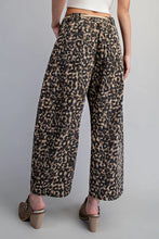 Load image into Gallery viewer, Soho Leopard Pants

