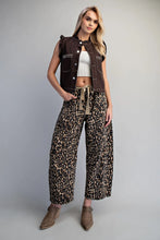 Load image into Gallery viewer, Soho Leopard Pants

