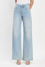 Load image into Gallery viewer, Sky Rise Wide Jeans

