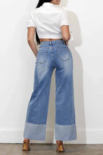 Load image into Gallery viewer, Light Edge Fold Jeans
