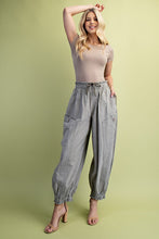 Load image into Gallery viewer, Olive Dune Parachute Pants
