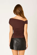 Load image into Gallery viewer, Brown Contour Top
