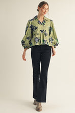 Load image into Gallery viewer, Secret Vine Top
