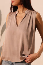 Load image into Gallery viewer, Essential Ease Top
