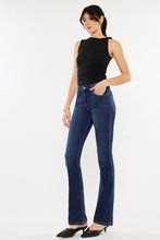 Load image into Gallery viewer, Denim Pulse Jeans
