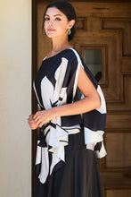 Load image into Gallery viewer, Petal Wave Tunic
