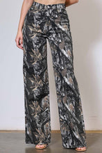 Load image into Gallery viewer, Shadow Leaf Denim
