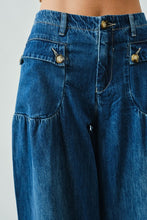 Load image into Gallery viewer, Cool Girl Jeans

