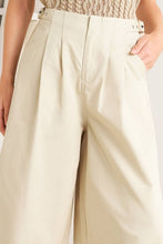 Load image into Gallery viewer, Ivory Edit Pants
