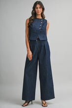 Load image into Gallery viewer, Buttonline Denim Set
