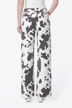 Load image into Gallery viewer, Moo Mood Jeans
