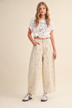Load image into Gallery viewer, Nova Stud Barrel Jeans

