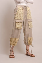 Load image into Gallery viewer, Folkstripe Cargo Pants
