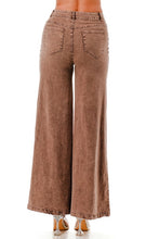 Load image into Gallery viewer, Canyon Spike Jeans
