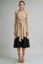 Load image into Gallery viewer, Camel Contour Midi
