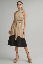 Load image into Gallery viewer, Camel Contour Midi
