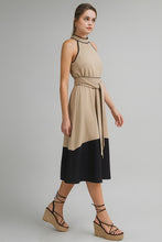 Load image into Gallery viewer, Camel Contour Midi
