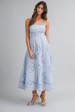 Load image into Gallery viewer, StarLure Midi Dress
