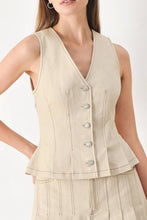 Load image into Gallery viewer, Neutral Edge Vest
