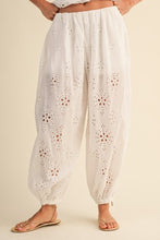 Load image into Gallery viewer, Villa Blanca Pant Set
