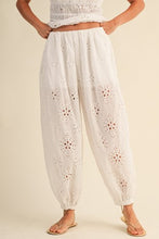 Load image into Gallery viewer, Villa Blanca Pant Set
