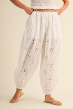 Load image into Gallery viewer, Villa Blanca Pant Set

