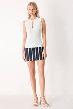 Load image into Gallery viewer, Ivory Button Tank
