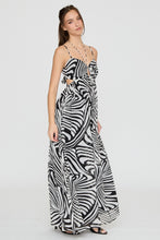 Load image into Gallery viewer, Zebra Wannabe Maxi
