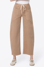 Load image into Gallery viewer, Sahara Barrel Jeans
