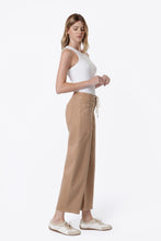 Load image into Gallery viewer, Sahara Barrel Jeans

