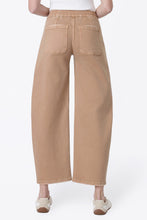 Load image into Gallery viewer, Sahara Barrel Jeans
