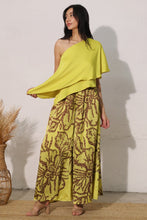 Load image into Gallery viewer, Lime Rumba Top
