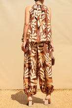 Load image into Gallery viewer, Caramel Safari Set
