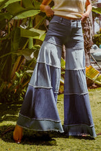 Load image into Gallery viewer, Boho Fade Flare Jeans
