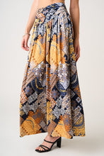 Load image into Gallery viewer, Golden Mosaic Palazzo
