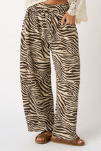 Load image into Gallery viewer, Choco Zebra Pants
